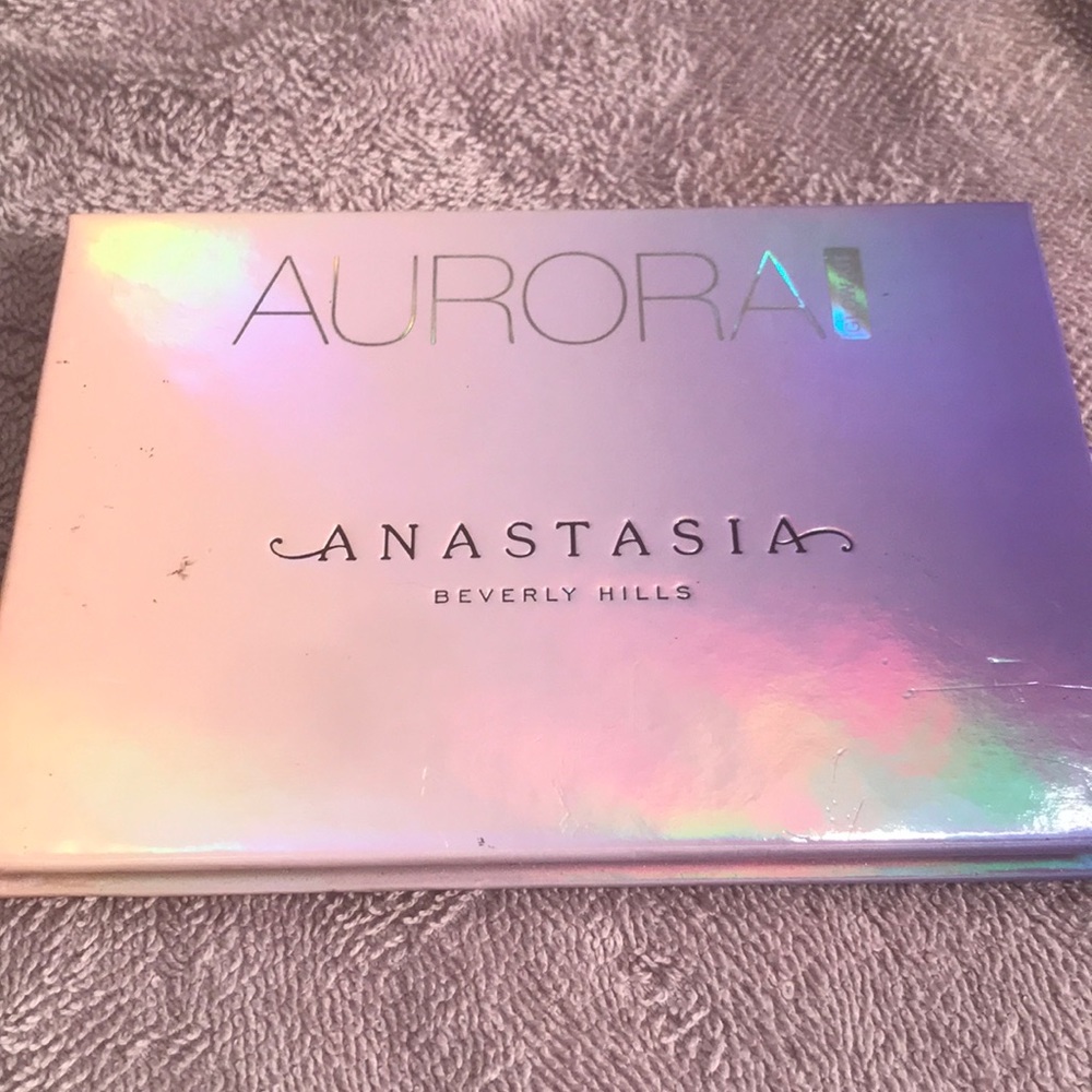 Anastasia Beverly Hills glow palette